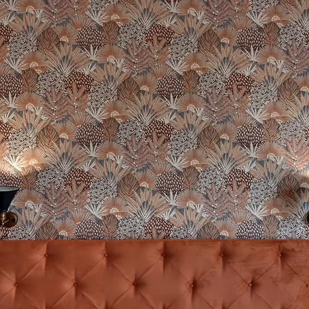 Avenue 2* ساني بيتش