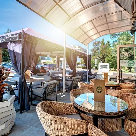 Hotel Avenue Sluneční pobřeží