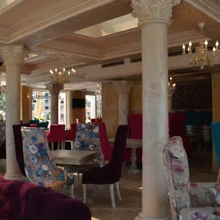 Avenue Σάνι Μπιτς