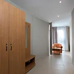 Hotel Avenue 2*