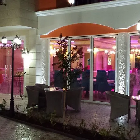 Hotel Avenue Słoneczny Brzeg