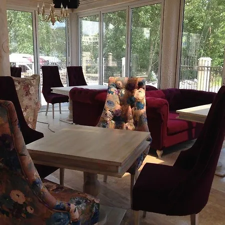 Hotel Avenue Słoneczny Brzeg