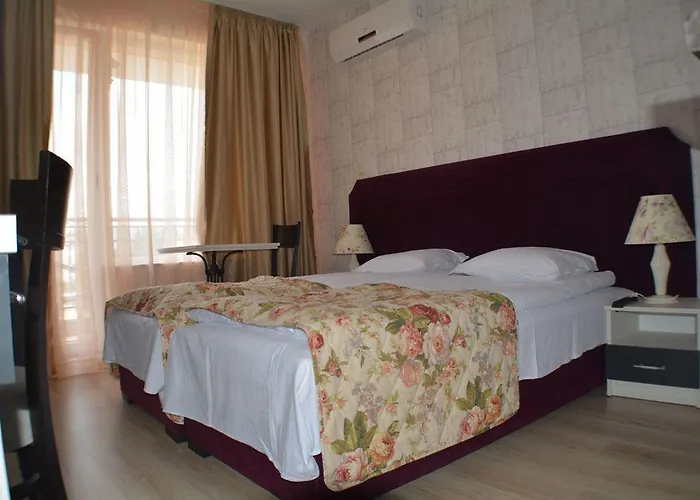 Hotell Avenue Slăntjev Brjag